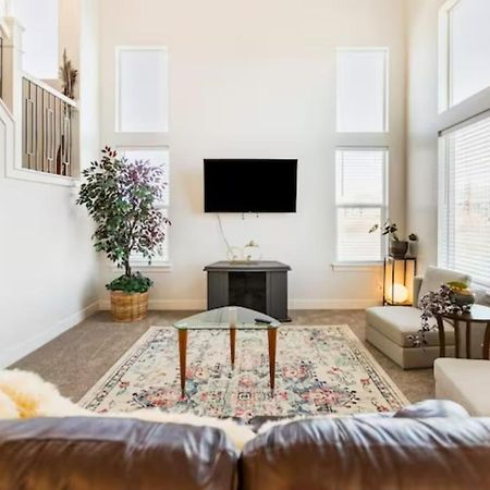 Brand New 3-Beds Stylish Entire House At Lehi Villa ภายนอก รูปภาพ